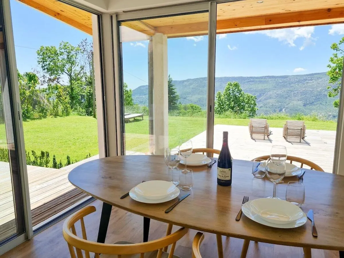 Holiday home Villa Californienne Au Calme Berre-les-Alpes